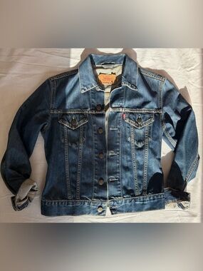Vintage 1997 Levi’s Made in Italy Denim Jacket Women’s Small Dark Wash Trucker